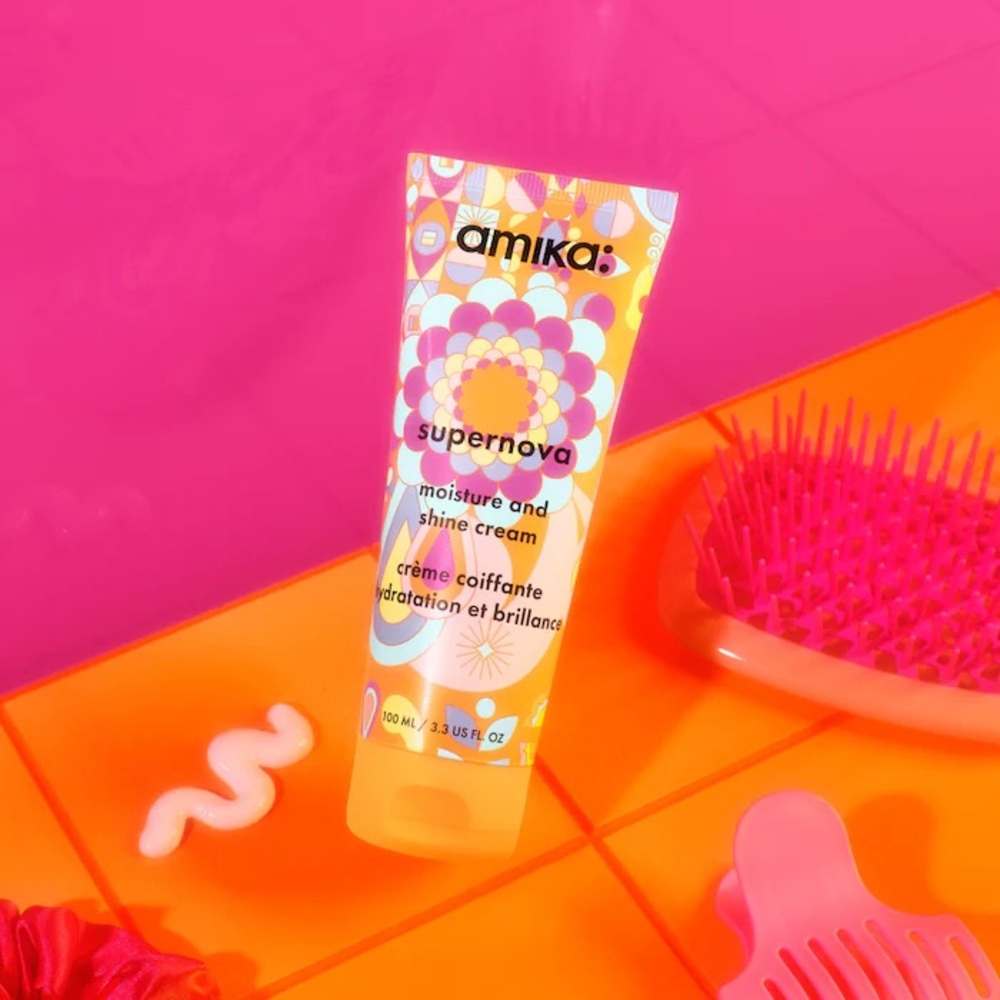Amika Supernova moisture and shine cream. New.